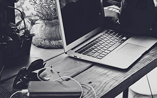 明星也花痴，揭秘被男人迷晕10大女星（图）