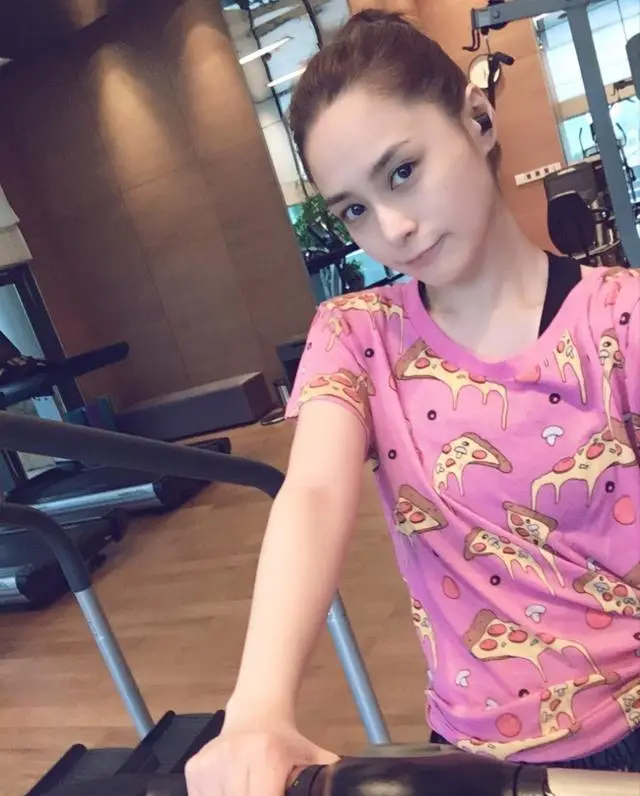 长得丑身材好明星_身材好的女明星_娱乐圈长得很像的明星