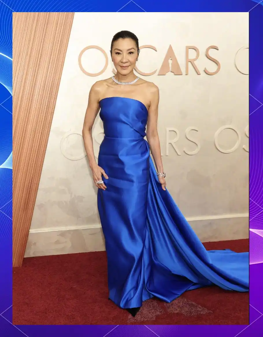 奥斯卡红毯穿搭_国外女星时尚风采_欧美女明星时尚