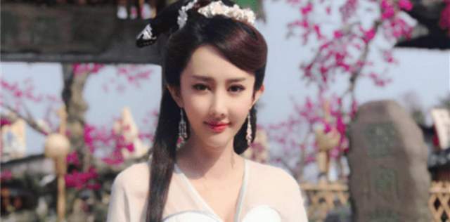 影视剧女兵形象_医美网红脸_当过兵的女明星