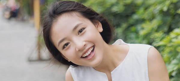 笑容治愈力强的女明星_女明星的笑容_笑容温暖人心的女星